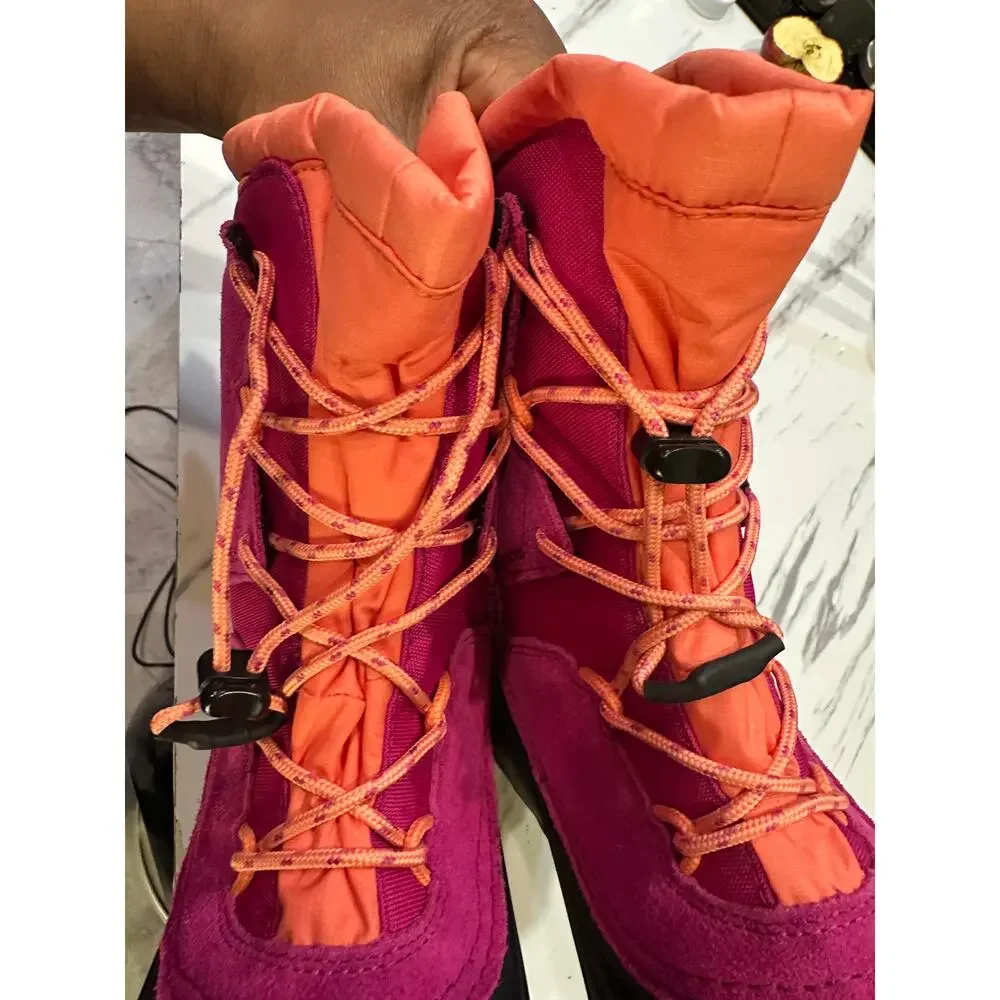 The North Face Alpenglow Waterproof Winter boots Girls NEW Size 5